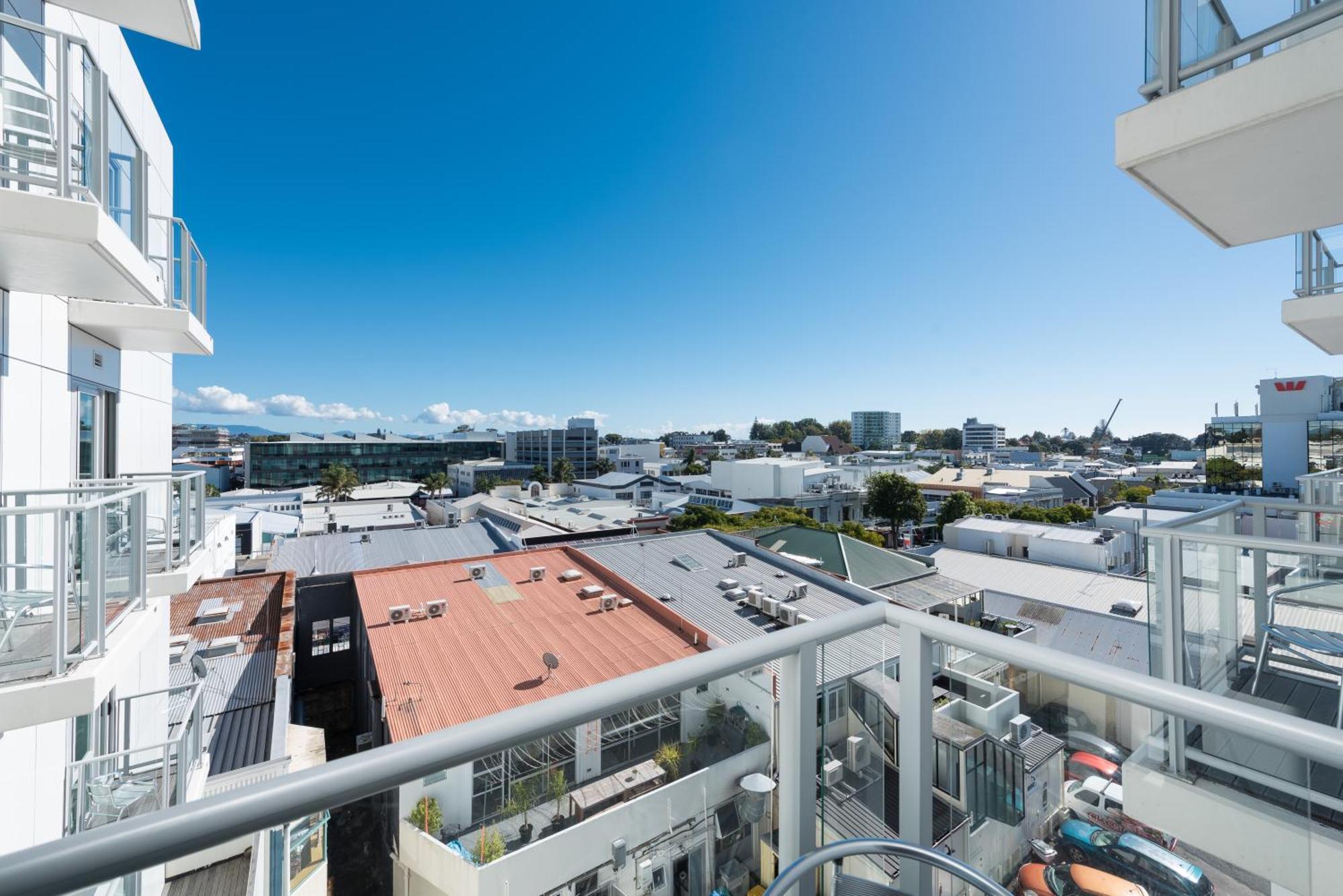 Hotel On Devonport Tauranga Exterior photo